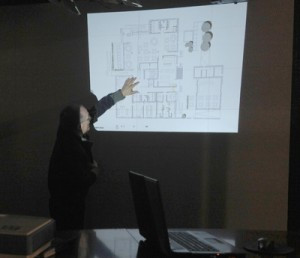 Arquitecto presentación del proyecto hotelero